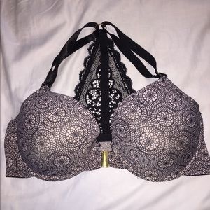 Jessica Simpson Front Clasp Bra bundle